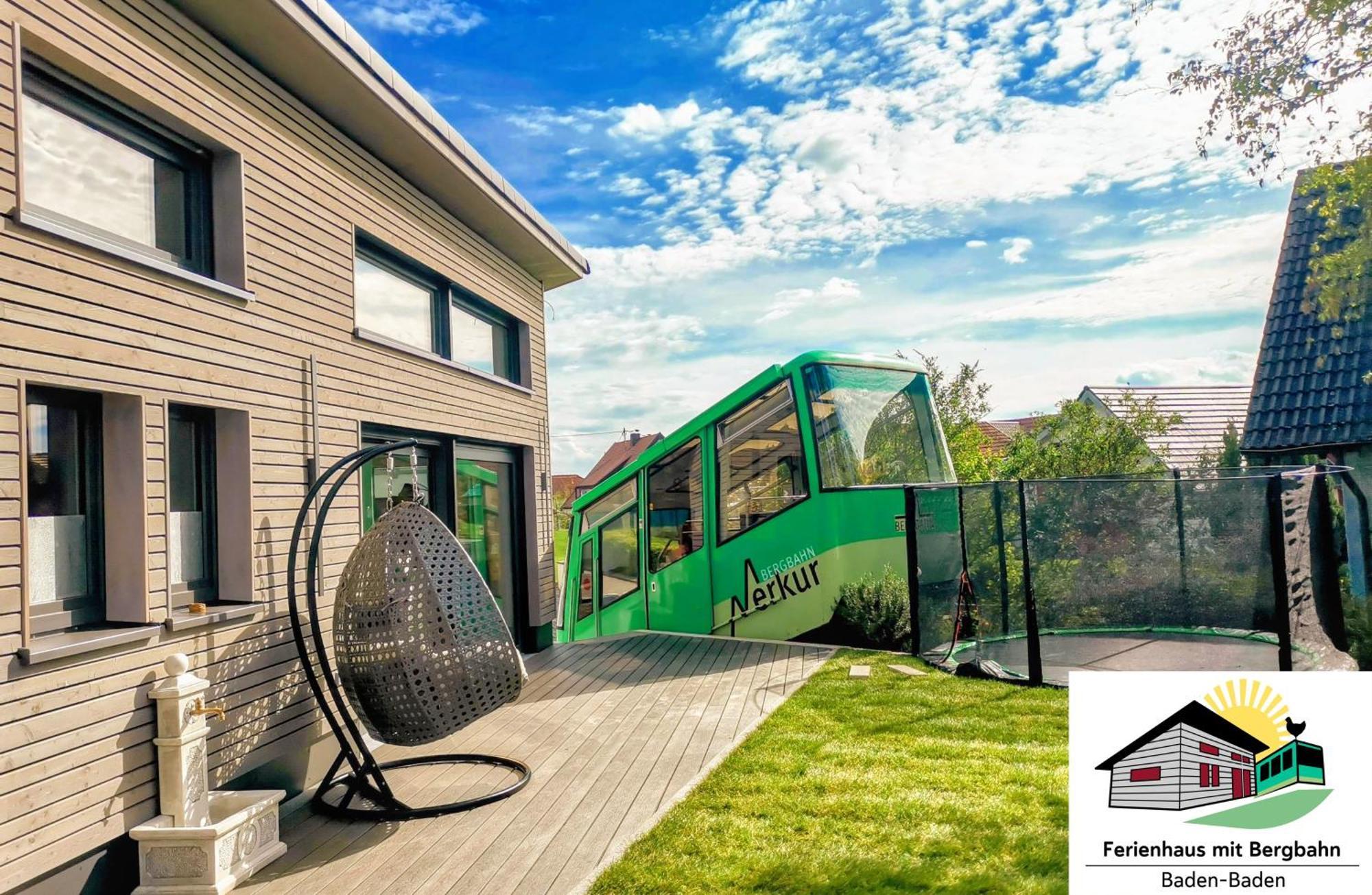 Exklusives Holzhaus Mit Bergbahn - Baden-Baden Im Schwarzwaldヴィラ エクステリア 写真